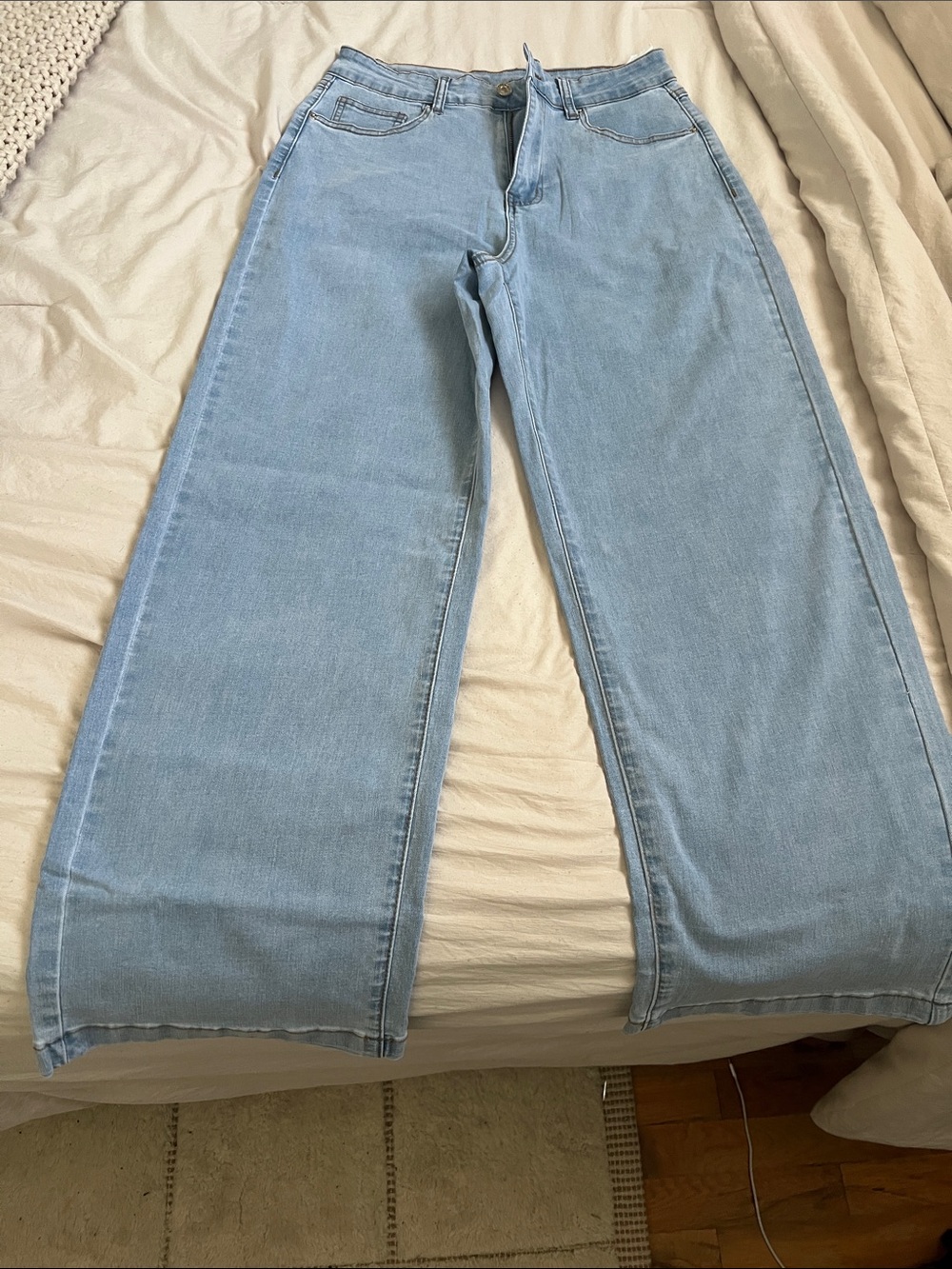 Light Blue Wide‑Leg Women's Jeans